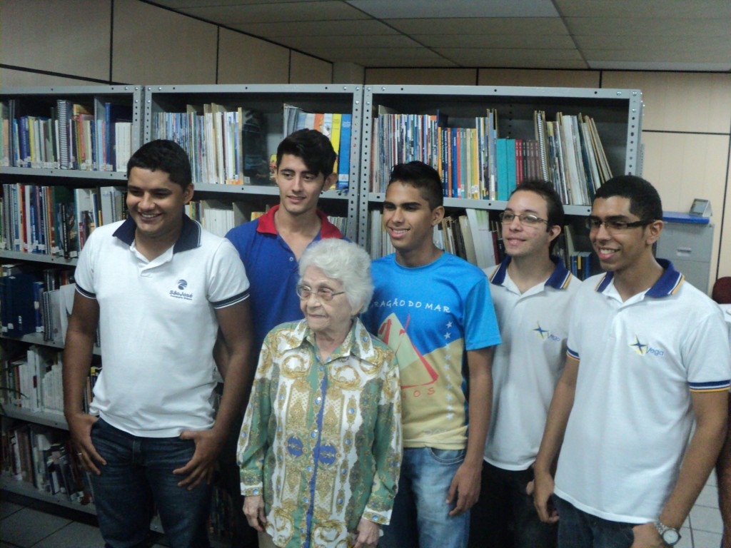 Adísia Sá é homenageada com Cantinho da Leitura no Centro Cultural do Transporte