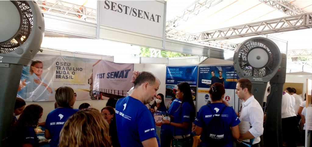 A FETRANS participa de ação em comemoração ao Dia do Trabalho