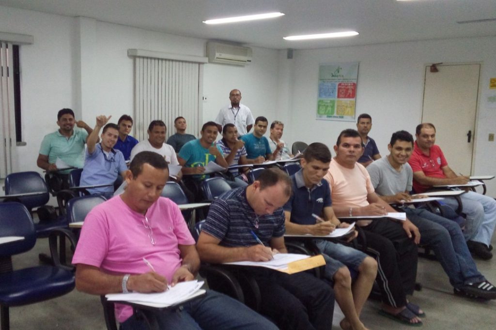 Fortaleza (CE) forma nova turma do curso Carteira Padrão