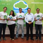 Organização Guimarães - Empresa Vitória, recebendo o Troféu PMQA - 2017.