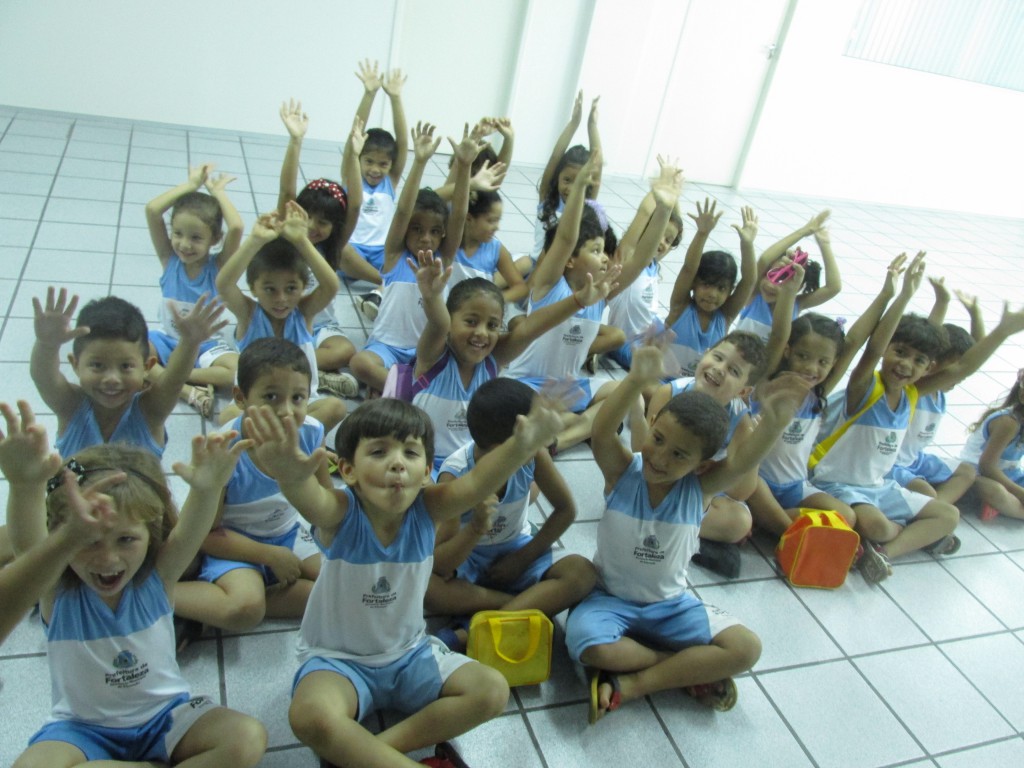 O Instituto Filippo Smaldone visita as exposições culturais da FETRANS